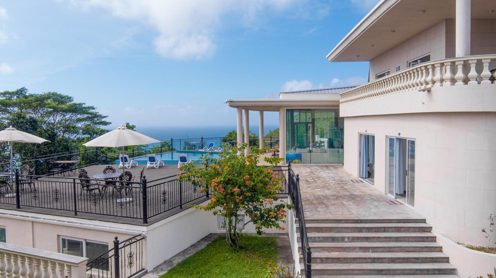 Amanda Villa - Best Value Mountain Top Inn Au Cap Esterno foto