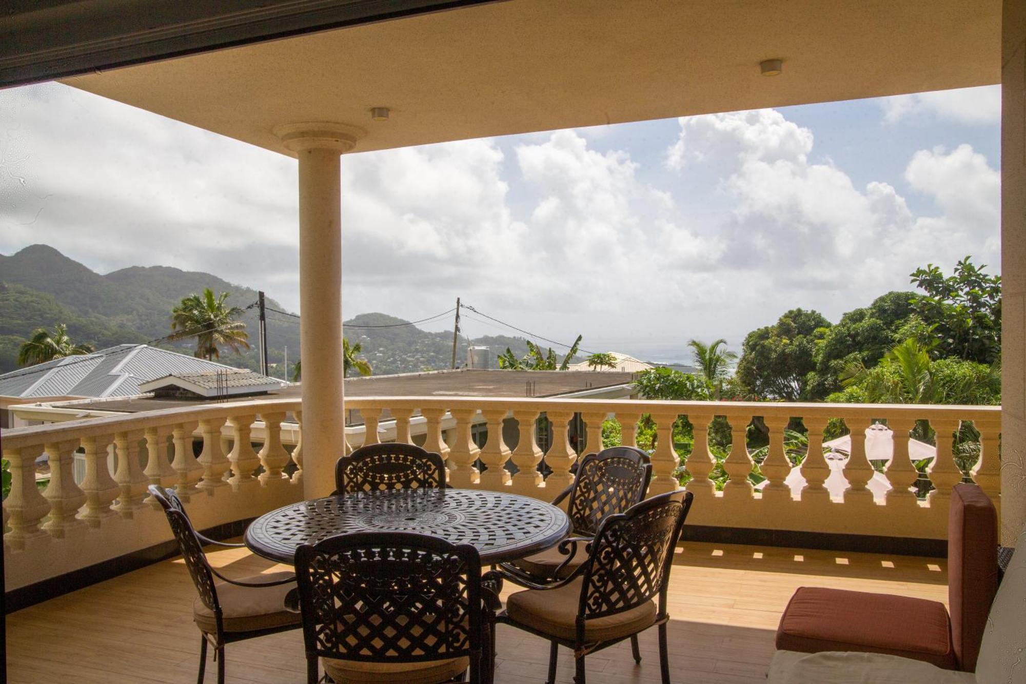 Amanda Villa - Best Value Mountain Top Inn Au Cap Esterno foto