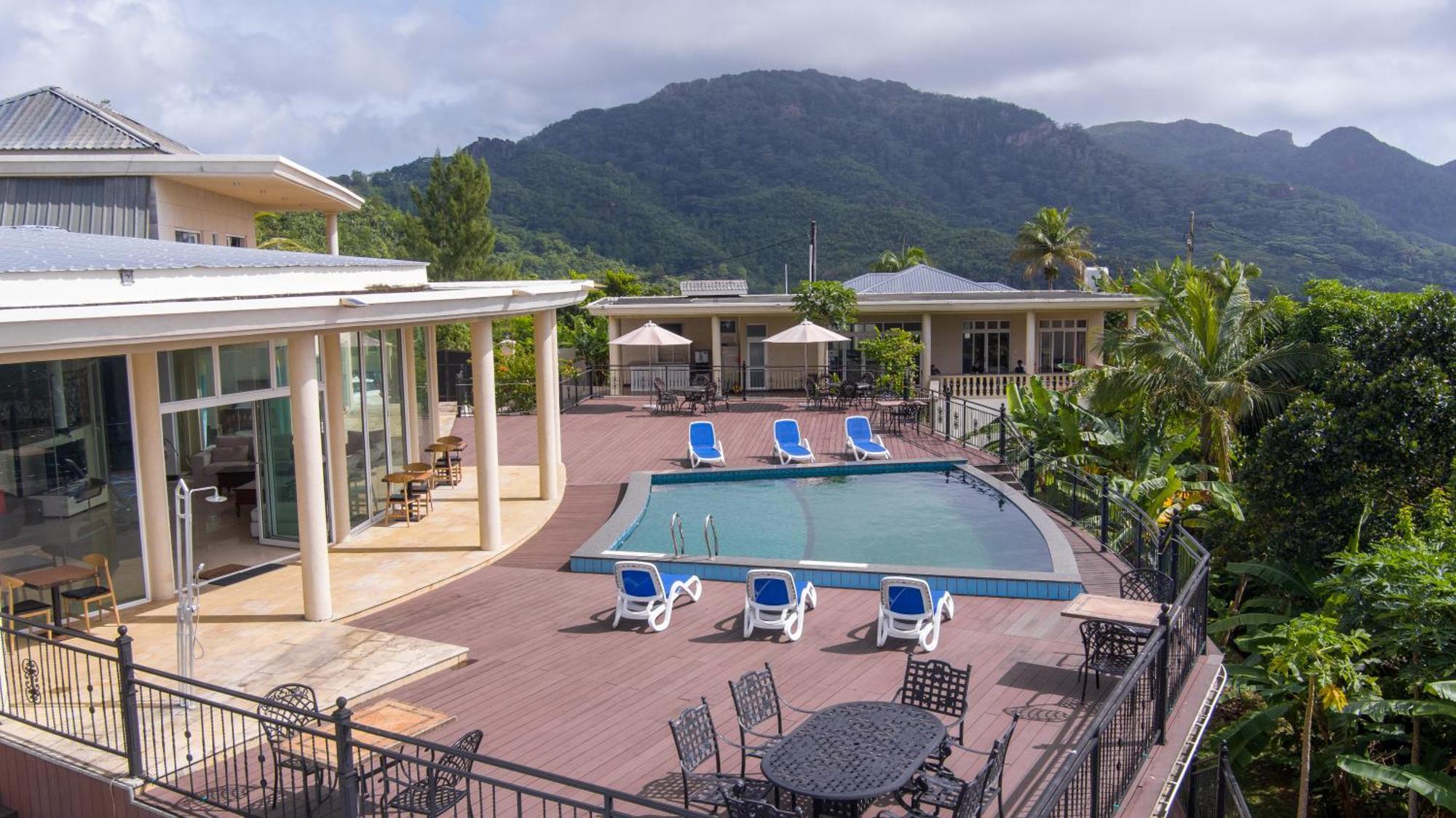 Amanda Villa - Best Value Mountain Top Inn Au Cap Esterno foto